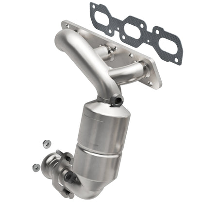 MagnaFlow Direct Fit Catalytic Converter 01-06 Escape 3.0 with oil