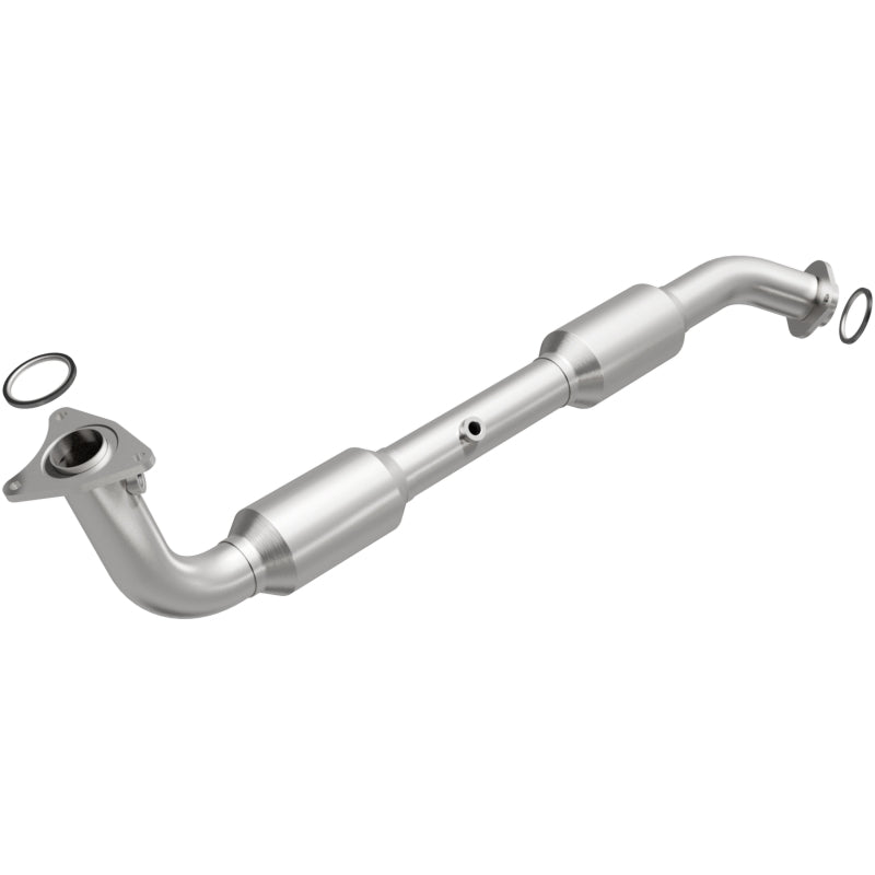 MagnaFlow 13-17 Lexus LX570 5.7L Direct Fit Converter