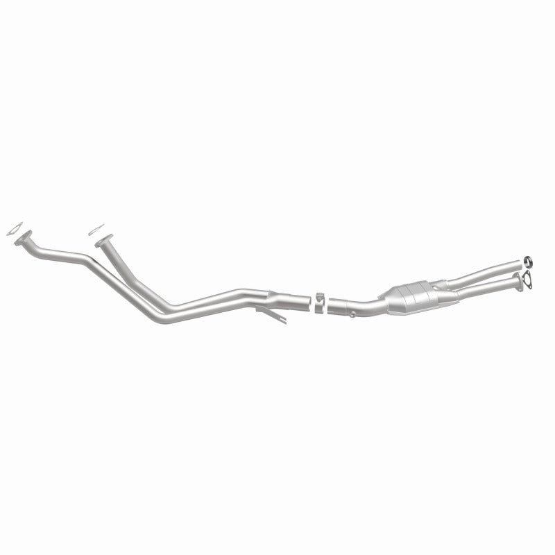 MagnaFlow Direct Fit Catalytic Converter BMW 80 88