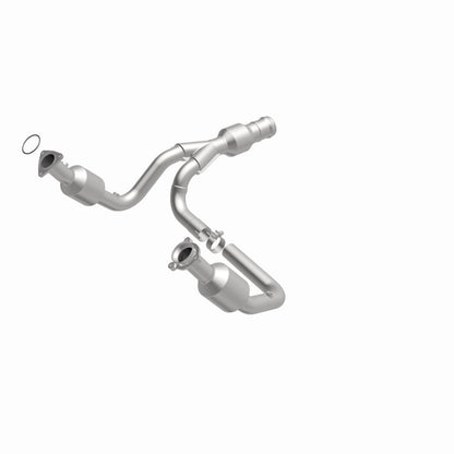 MagnaFlow Direct Fit Catalytic Converter 2015 GMC Yukon XL V8 6.2L
