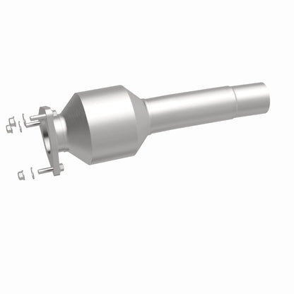 MagnaFlow 15-17 Discovery Sport L4 2 OEM Underbody Direct Fit Converter