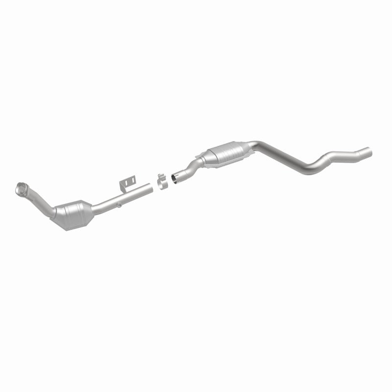 MagnaFlow Direct Fit Catalytic Converter 2003 ML350 3.7L Underbody