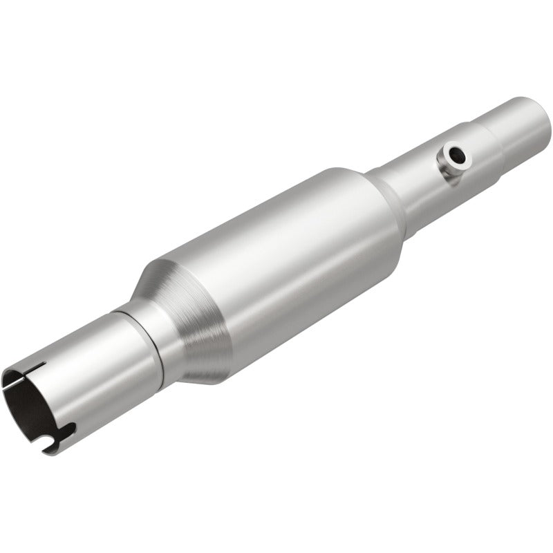 MagnaFlow Direct Fit Catalytic Converter 96-98 Jeep Grand Cherokee Underbody