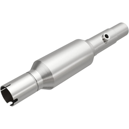 MagnaFlow Direct Fit Catalytic Converter 96-98 Jeep Grand Cherokee Underbody