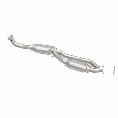 MagnaFlow Direct Fit Catalytic Converter 99-02 Windstar 3.8L