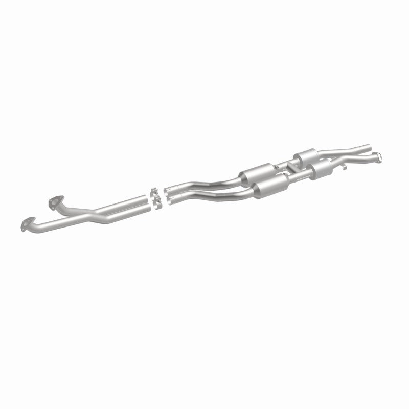 MagnaFlow Direct Fit Catalytic Converter 96-98 BMW 328 2.8L
