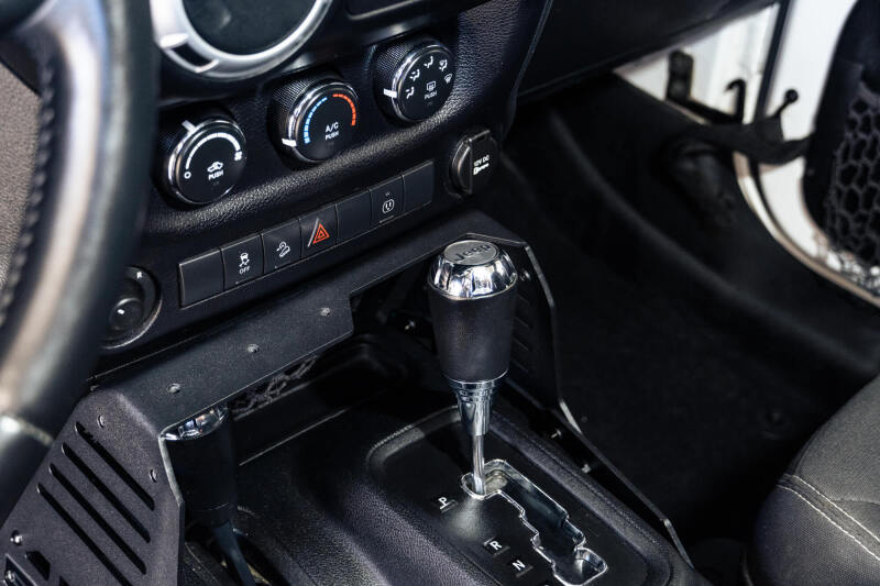 DV8 Offroad DV8 07-18 Jeep Wrangler JK Center Console Molle Panels & Device Bridge