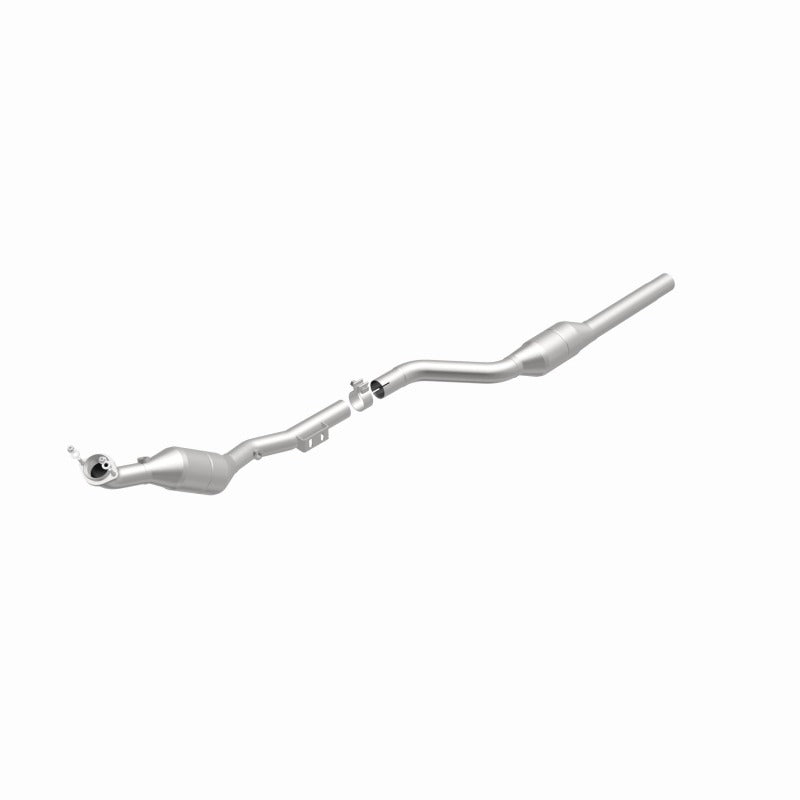 MagnaFlow Direct Fit Catalytic Converter 00-02 Mercedes E430 4.3L