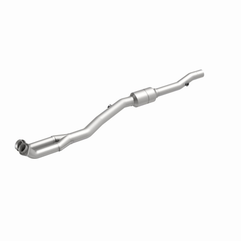 MagnaFlow Direct Fit Catalytic Converter 96-97 BMW 840 4.4L Driver Side