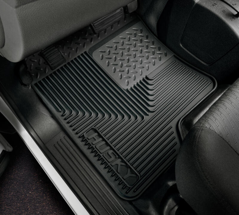 Husky Liners Universal HD Classic Style Center Hump Black Floor Mat (w/o Shifter Console)
