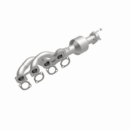 MagnaFlow Direct Fit Catalytic Converter 04-05 BMW 545I 4.4L P/S