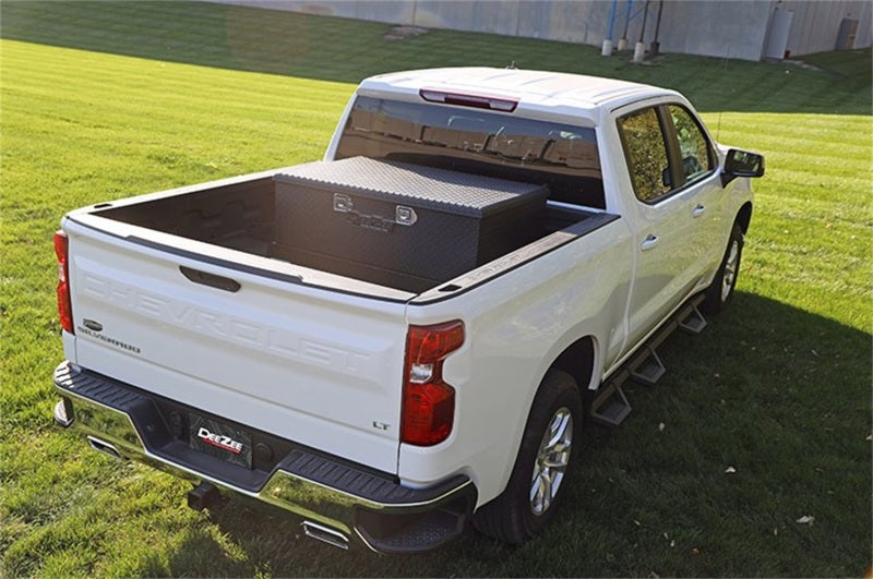Dee Zee Universal Tanks - Combo Black-Tread Aluminum (62 Gal)