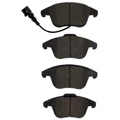 R1 Concepts R1 09-24 Audi Q3 (Mexico) Front R1 Ceramic Brake Pads