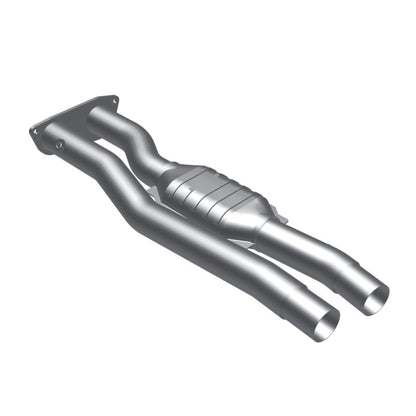 MagnaFlow Direct Fit Catalytic Converter 96-97 7.4L 3500 Truck Rear