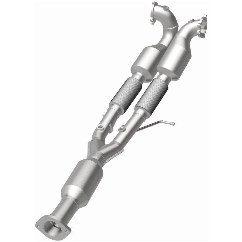 MagnaFlow 02-05 S80 2.9 L Underbody Direct Fit Converter