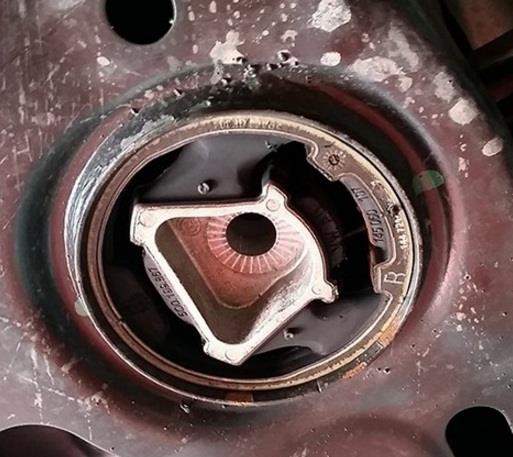 Torque Solution Pendulum (Dog Bone) Billet Insert VW Golf/GTI MK7 (Triangle Version)