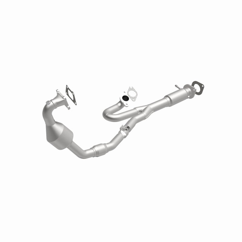 MagnaFlow Direct Fit Catalytic Converter 2010-2011 SRX 3 L Underbody