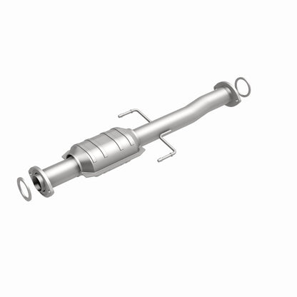 MagnaFlow Direct Fit Catalytic Converter 02-03 Toyota Tacoma 2.4L