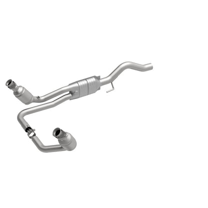 MagnaFlow Direct Fit Catalytic Converter 00-03 Dakota 4.7L