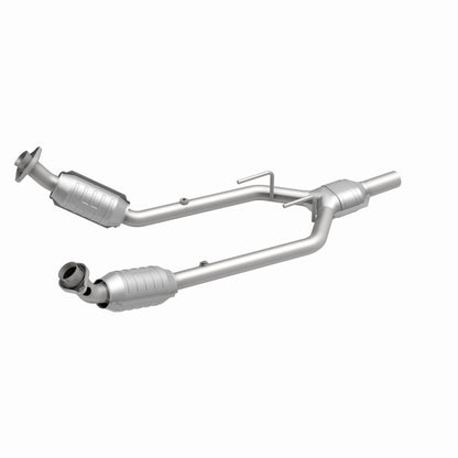 MagnaFlow Direct Fit Catalytic Converter 96-97 Mercury Cougar 3.8L