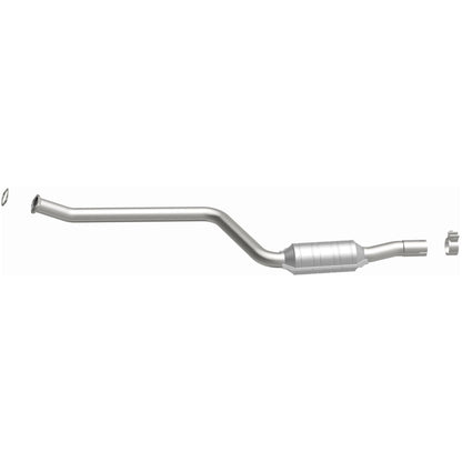 MagnaFlow Direct Fit Catalytic Converter 2006 BMW 530xi 3.0L OEM