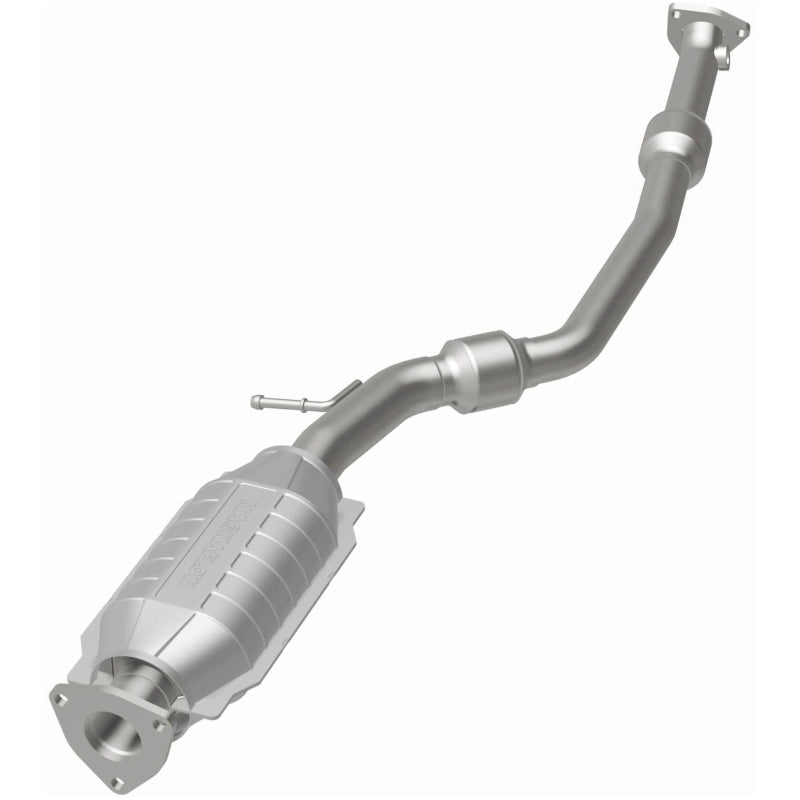MagnaFlow Direct Fit Catalytic Converter 99-02 Lanos 1.6 rear OEM