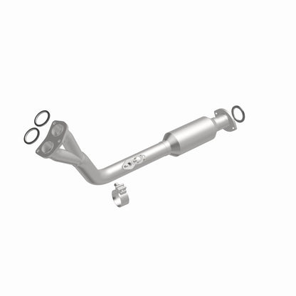 MagnaFlow Direct Fit Catalytic Converter California Grade 96-98 Toyota 4Runner 2.7L