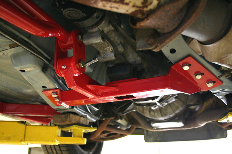 UMI Performance 82-92 GM F-Body Tunnel Mounted Trq. Arm Fits T5 700R4- No Loop - Red