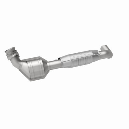 MagnaFlow Direct Fit Catalytic Converter 04-05 Ford F-150 5.4L D/S 2WD (Excl 04 Heritage Edition)