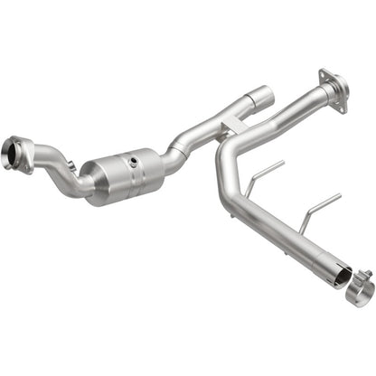 MagnaFlow Direct Fit Catalytic Converter 2017 F-150 3.5 OEM Underbody