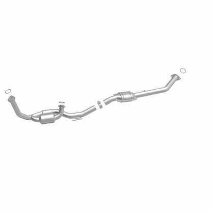 MagnaFlow 98-00 Sienna V6 3 OEM Underbody Direct Fit Converter