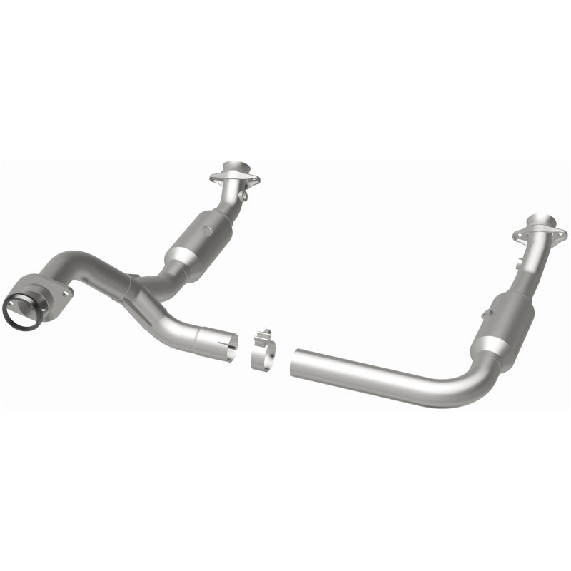 MagnaFlow DF Cat Conv 06-09 Ford Explorer/06-10 Mercury Mountaineer 4.6L Y-Pipe Assembly (49 State)
