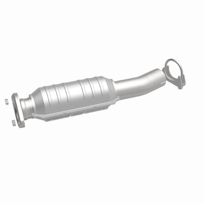 MagnaFlow Direct Fit Catalytic Converter 04 Toyota Sienna 3.3L