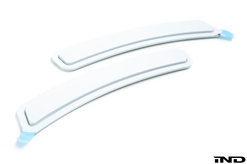 IND G20 3-Series / G22 4-Series / G42 2-Series Painted Front Reflector Set