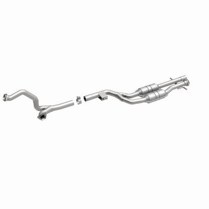 MagnaFlow Direct Fit Catalytic Converter 90-93 Mercedes 500SL 5.0L