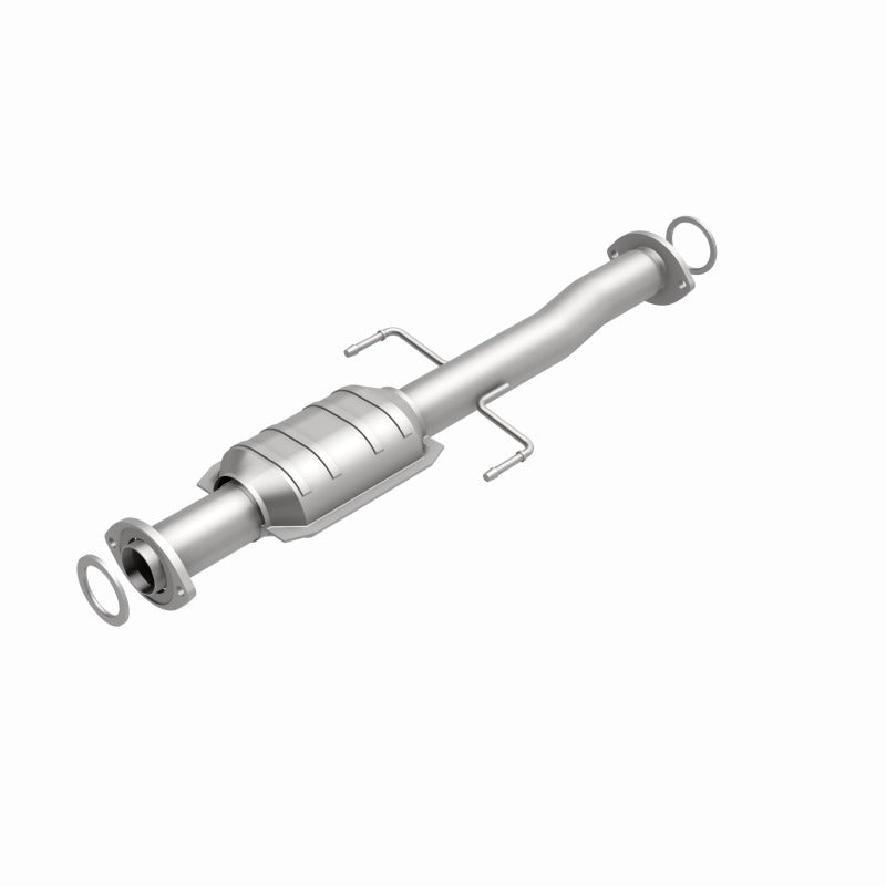 MagnaFlow Direct Fit Catalytic Converter 01-04 Toyota Tacoma 2.4L Rear