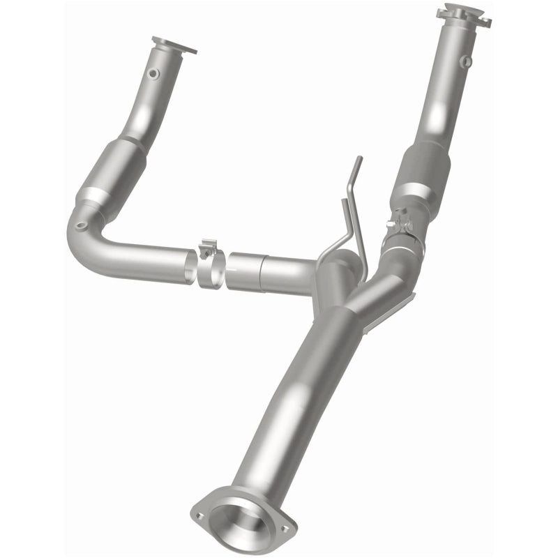 MagnaFlow 11-15 Chevrolet Silverado 2500 HD 6.0L Direct Fit Converter
