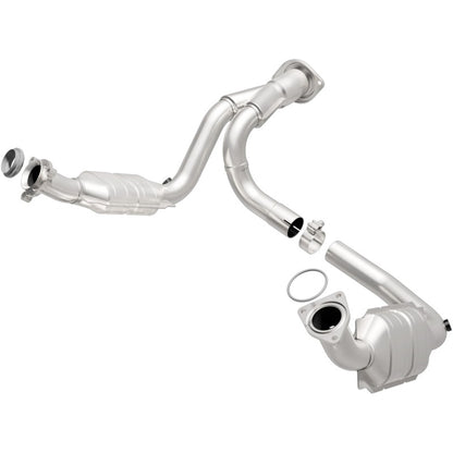 MagnaFlow Direct Fit Catalytic Converter 07-08 Escalade 6.2 Driver Side OEM