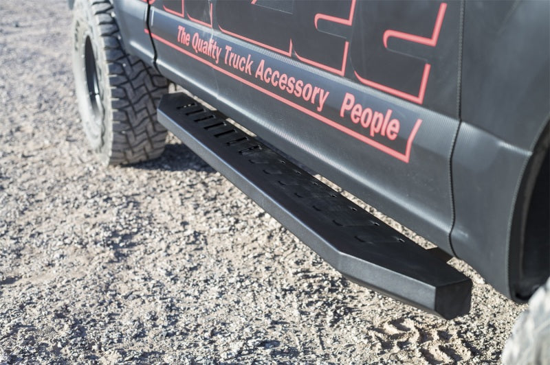Dee Zee Universal Chevrolet/GMC/Dodge/Ford Full Size Running Board ExtCab Section Louvered Black