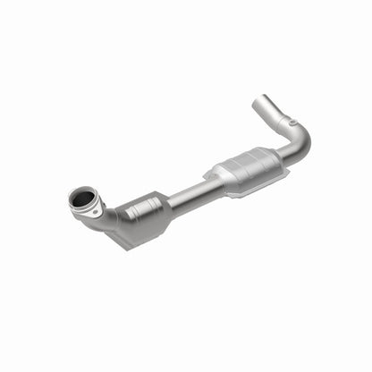 MagnaFlow Direct Fit Catalytic Converter 00-04 Ford E150 4.6L Driver Side