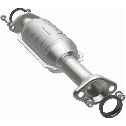 MagnaFlow Direct Fit Catalytic Converter 04-07 Suzuki Aerio 2.3L
