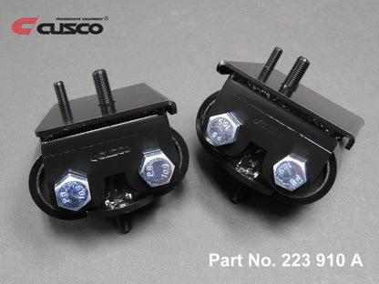 Cusco Nissan 240SX/Silvia (S13/S14/S15) OEM Shape (HD Rubber) Engine Mount Set (2 pcs)