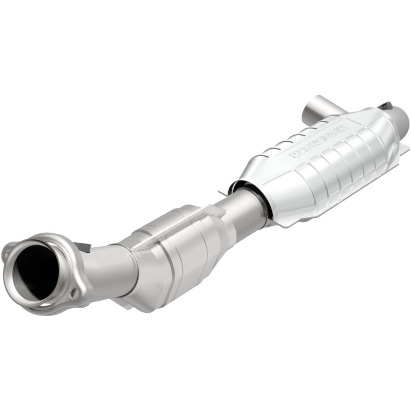 MagnaFlow Direct Fit Catalytic Converter 97-98 F150/F250 4.6L 4Wd D/