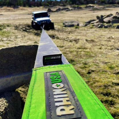 Rhino USA Recovery Tow Strap 4Inx30Ft (Green)