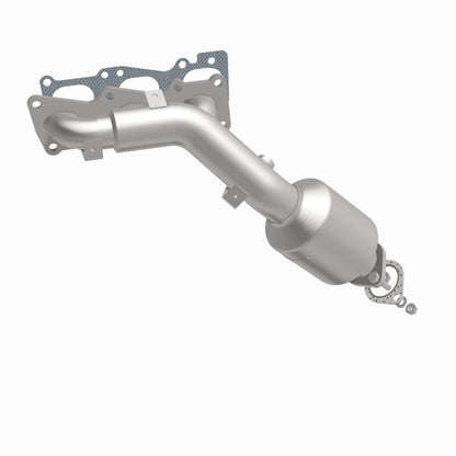 MagnaFlow Direct Fit Catalytic Converter 10-12 Hyundai Genesis 3.8L