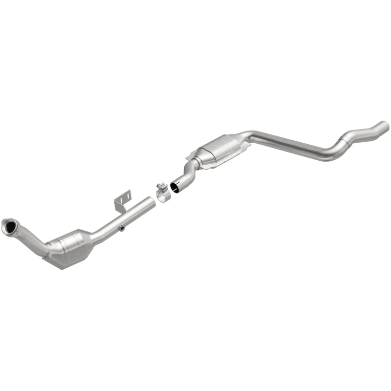 MagnaFlow Direct Fit Catalytic Converter 2003 ML350 3.7L Underbody