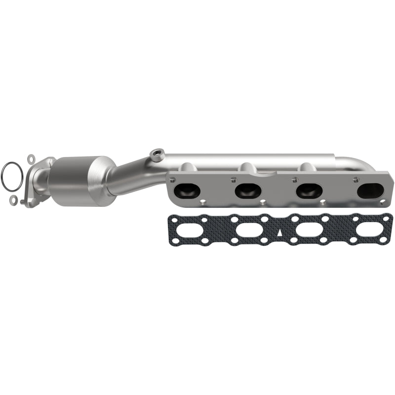 MagnaFlow 2004 Nissan Titan 5.6L Direct Fit Converter