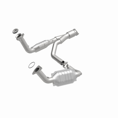 MagnaFlow Direct Fit Catalytic Converter 06-09 TB/Envoy 5.3/6.0 OEM