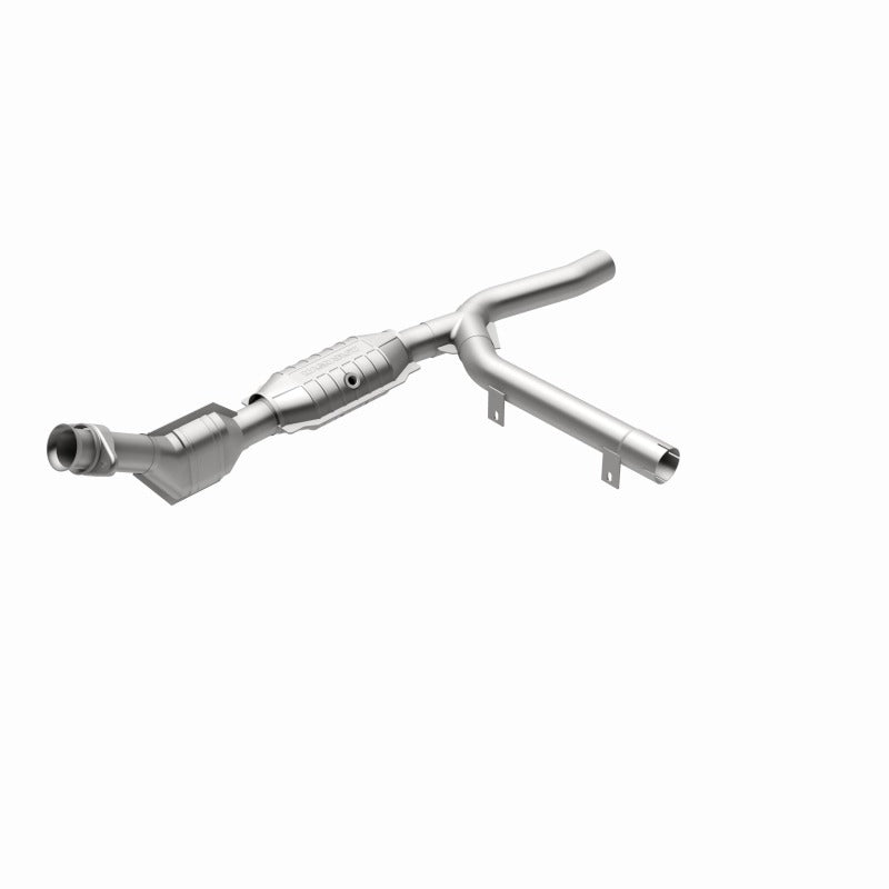 MagnaFlow Direct Fit Catalytic Converter 01-04 Ford F-150 4.2L 2wd