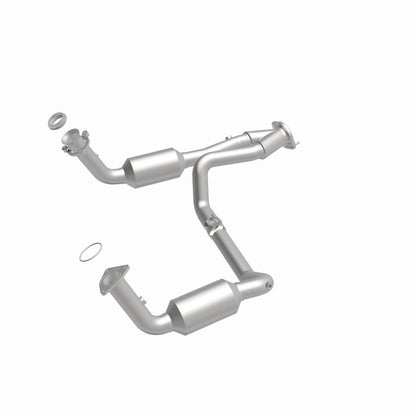 MagnaFlow 04-06 Chevrolet Silverado 1500 5.3L Direct Fit Catalytic Converter